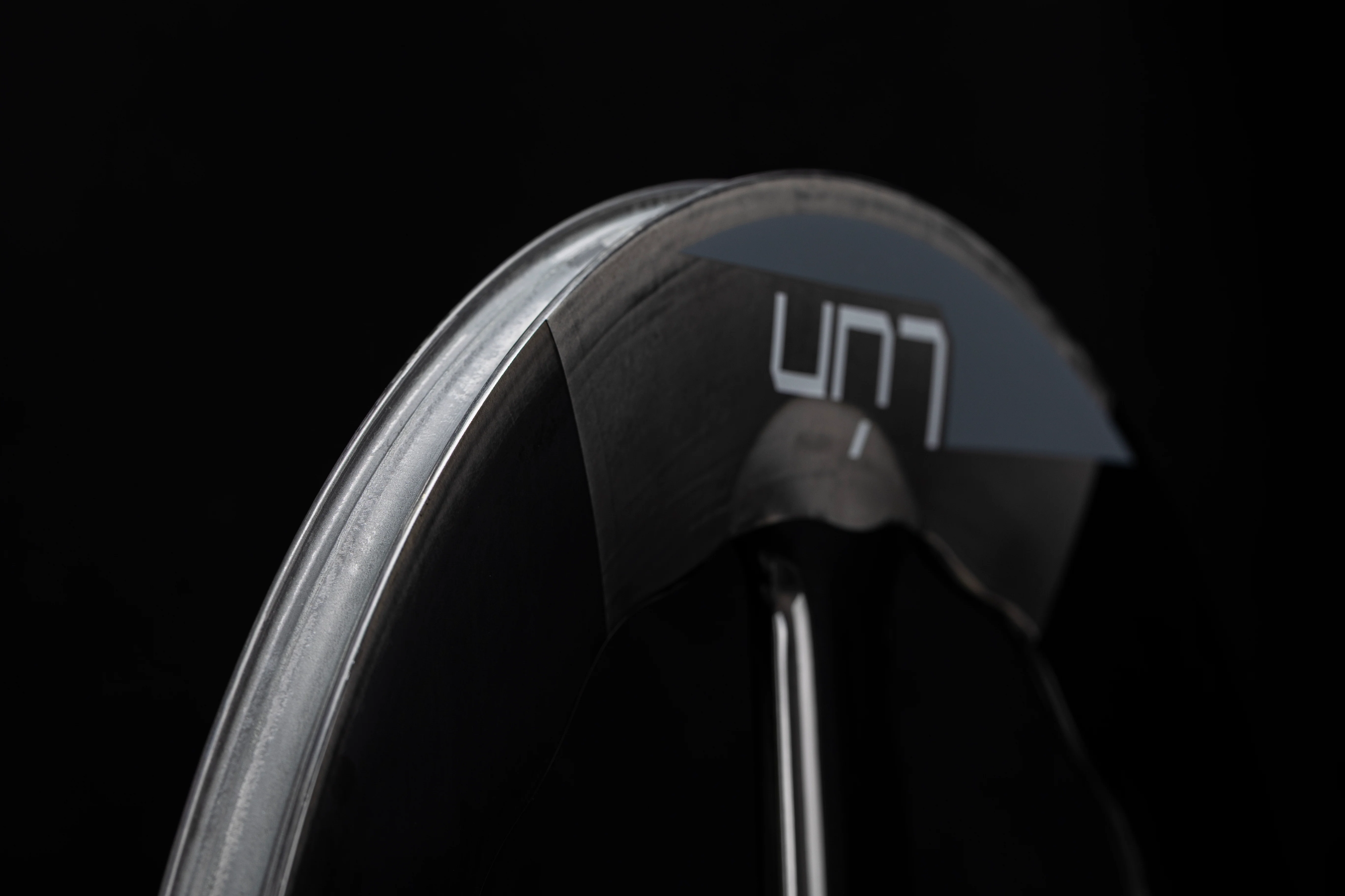 Lún Kronos Tri-Spoke Wheel - Image 6